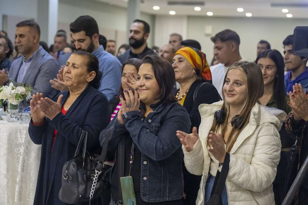 Mersin Büyükşehir’in gönüllüleri yaralara merhem oluyor1
