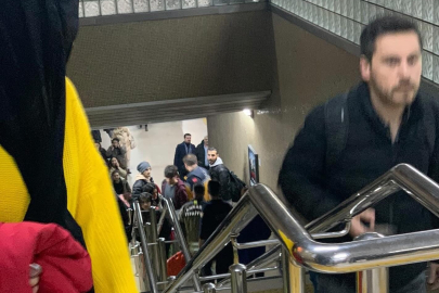 Ankara metrosunda bir kişi kendini metronun önüne attı