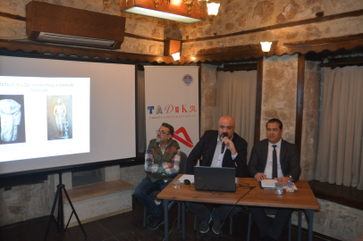 Mersin'de 'Tarsus Arkeolojisi ve Geleceği' paneli düzenledi