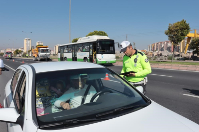 Kayseri'de bin 319 araç trafikten men edildi