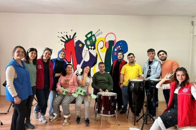 Niğde Gençlik Merkezleri gençlerin yüzünü güldürüyor