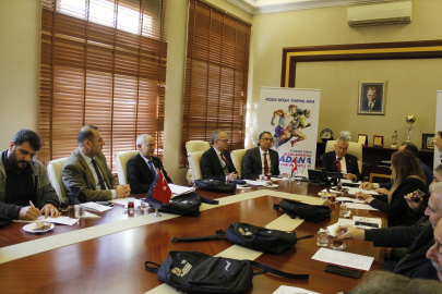 'Koşa Koşa Yarınlara' sloganıyla 14. Uluslararası Adana Kurtuluş Yarı Maratonu başlıyor