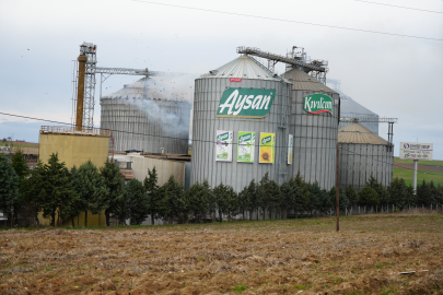 Edirne'de sıvı yağ fabrikasında yangın