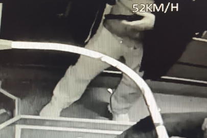 Burdur'da halk otobüsünde ücret ödemeyince oyuncak tabancayla tehdit etti