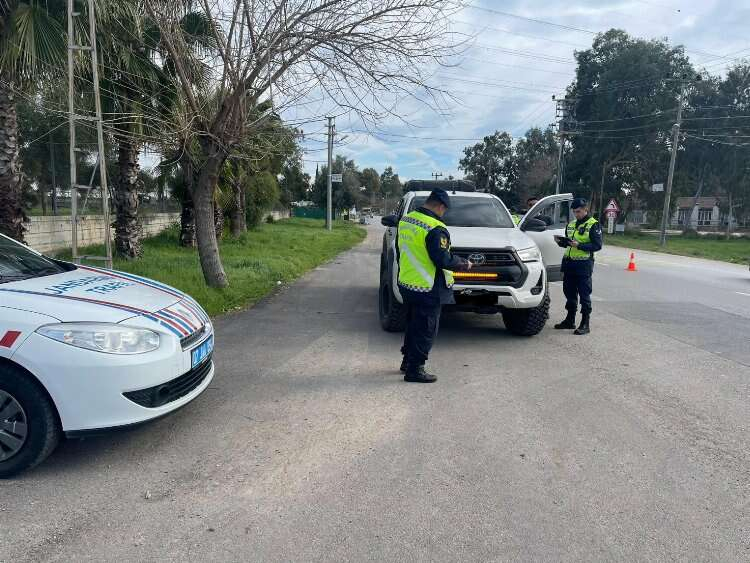 çakarlı araba antalya