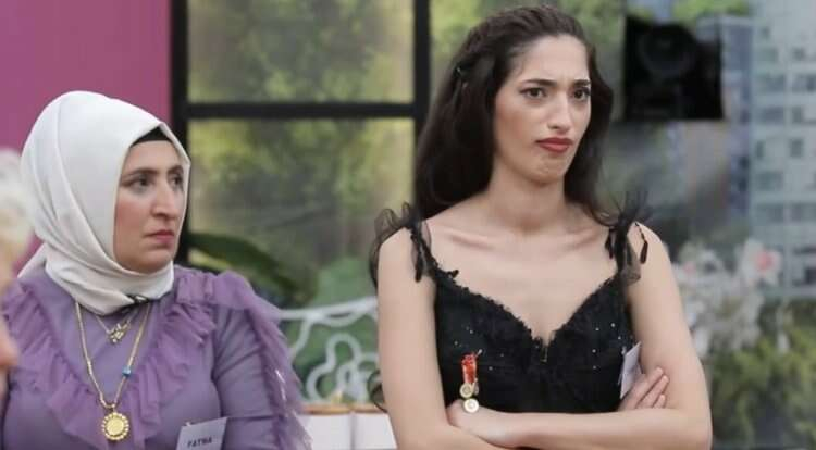 GELİNİM MUTFAKTA KURA 