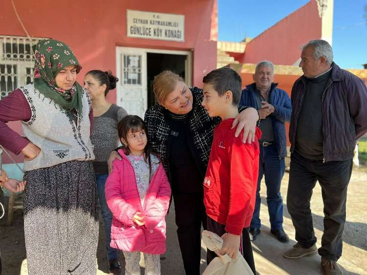 Ceyhan Belediye Başkanı Hülya Erdem, köylerde vatandaşlarla buluştu 3