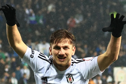 Beşiktaş, Semih Kılıçsoy'un 2 golüyle Trabzonspor'u 2-0 mağlup etti