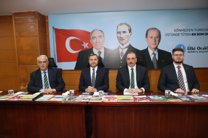 Cumhur İttifakı Adayı Kocaispir Adana Ülkü Ocakları'nı ziyaret etti