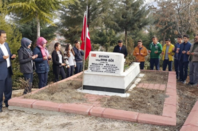 Türkiye'nin İlk Kadın Şehit Pilotu Ayfer Gök Kimdir?