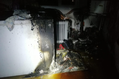 Samandağ'da ev yangını: itfaiye ekipleri alevlere müdahale etti