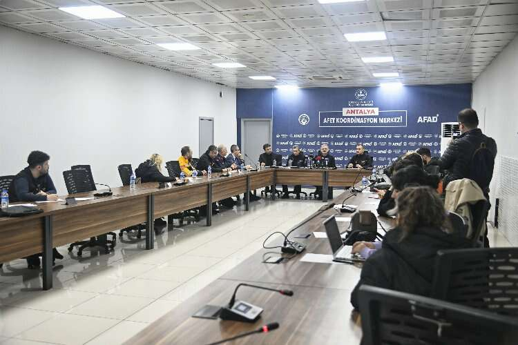 İçişleri Bakan Yardımcısı Münir Karaloğlu