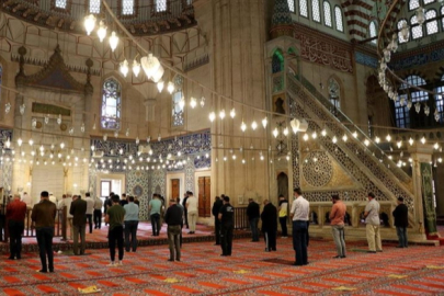 16 Şubat 2024 Cuma Adana namaz vakitleri ne zaman? Sabah, öğle, ikindi, akşam, yatsı namazı saat kaçta?