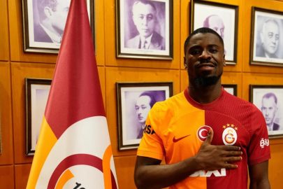 Serge Aurier: “Benim için çok büyük bir gurur burada oynamak”
