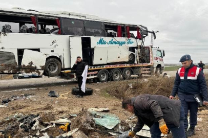 Yozgat'ta yolcu otobüsü devrildi: 1 ölü, 18 yaralı