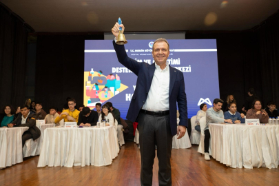  Başkan Seçer, YKS öğrencileriyle bilgi yarışmasında buluştu