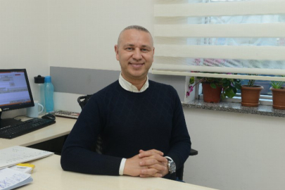 Ünlülerin Göz Doktoru Op. Dr. Tuncay Sezgin: Düşük göz kapağı kaderiniz değil!