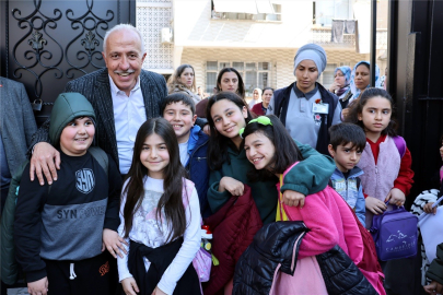 Başkan Gültak, Mersin'in huzur ve barış için yeni konutlar vaat ediyor