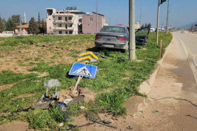 Hassa'da meydana gelen trafik kazasında araç sürücüleri yaralandı