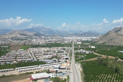 Kozan’ın il olma ihtimali ilçede sevinçle karşılanıyor