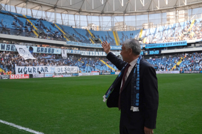 "Umut dimdik ayakta"