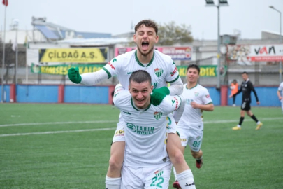 Bursaspor, Adıyaman FK karşısında farklı galip geldi: 3-0