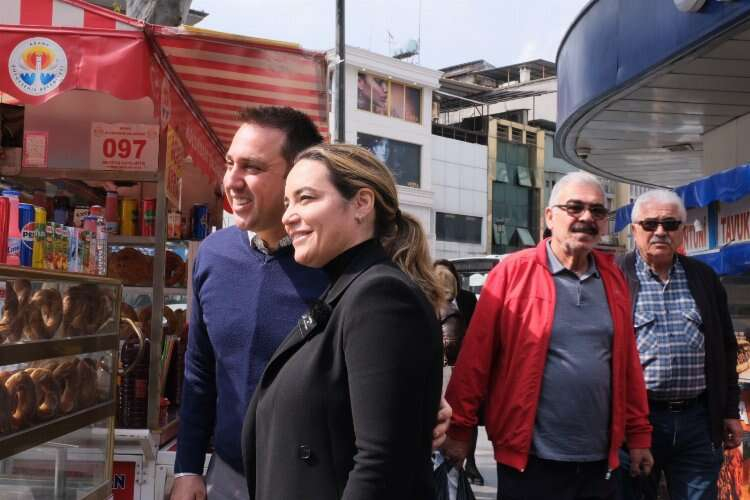 Türkeş’ten esnaf  ziyareti 2