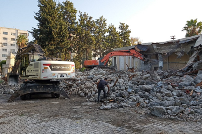 Yıkılan 75. Yıl Sanat Galerisi yeniden yapılacak