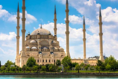 8 Mart Cuma Adana namaz vakitleri ne zaman? Sabah, öğle, ikindi, akşam, yatsı namazı saat kaçta?