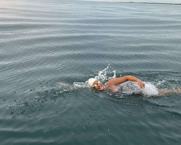 Aysu Türkoğlu, Manş ve Kuzey Kanalı rekor geçişi sonrası Yeni Zelanda'da Cook Strait'i yüzerek geçmek için hazırlanıyor 2