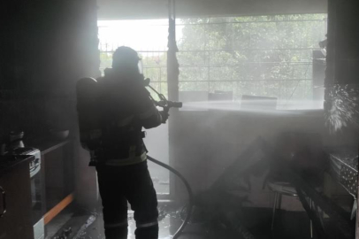 Hatay Dörtyol’da ev yangını