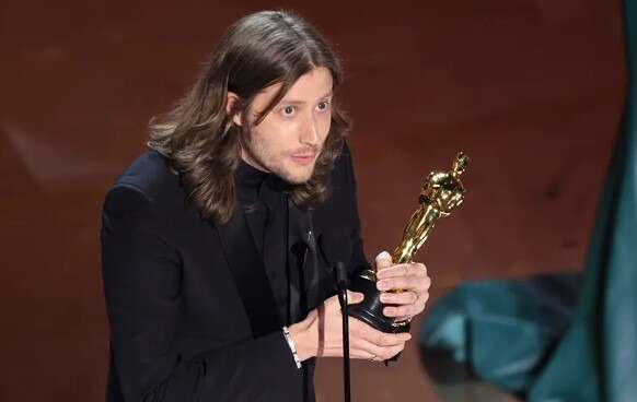 • En iyi özgün müzik: Oppenheimer (Ludwig Göransson)