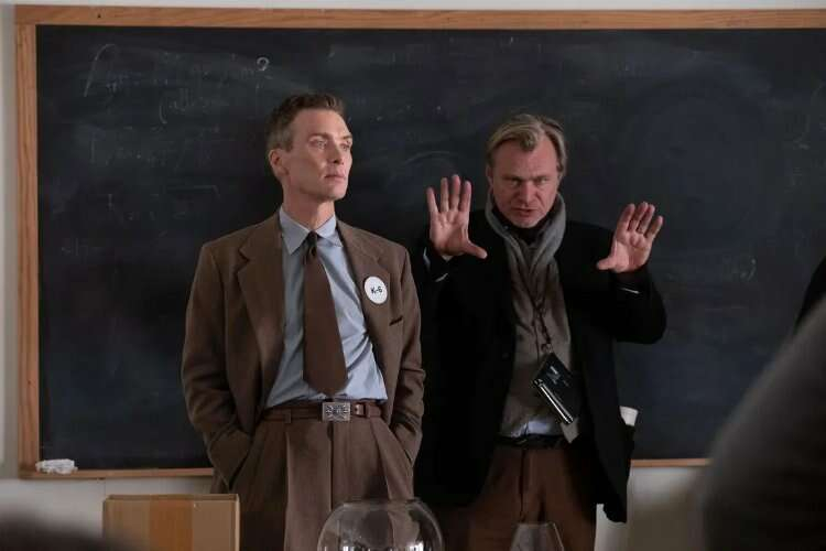 Christopher Nolan'ın Oppenheimer'dan Kazancı Hollywood'u Sarsıyor: Yönetmen Yıldızları Geride Bıraktı