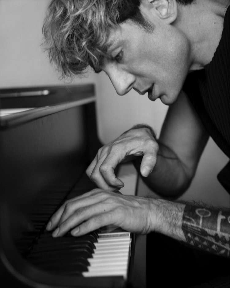 Dünya Çapında Ünlü Piyano Virtüözü Maksim, İstanbul'da Unutulmaz Bir Konser İçin Geliyor