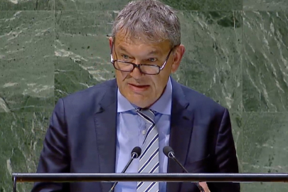 İsrail, Gazze’ye yardım taşıyan tırı medikal makas taşıdığı için geri çevirdi