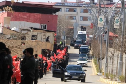 Cumhurbaşkanı Erdoğan'ın koruma ekibi kaza geçirdi:1 Şehit, 3 Yaralı