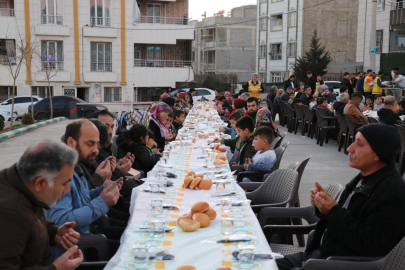 Haliliye Belediyesi, Ramazan ayında düzenlediği iftar sofrasıyla vatandaşları bir araya getiriyor