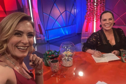 Ceyda Düvenci'nin konuğu Demet Sağıroğlu: En çok istediğim şey gelinlik giymekti