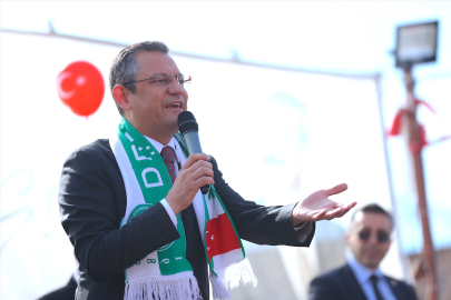  Başkan Özel, Osmaniye Düziçi'nde Halk Buluşması’na katıldı