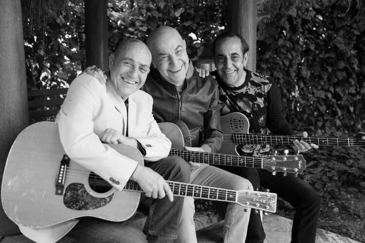 Mazhar-Fuat Özkan'sız ilk kez sahnedeler