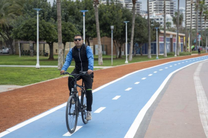 Mersin Kültür Park'ta yenileme çalışmaları iyileştiriliyor