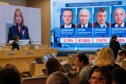 Rusya’da resmi olmayan sonuçlara göre devlet başkanlığı seçimini Putin kazandı