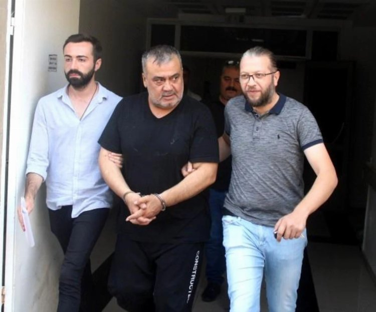 Kayseri'de Şarkıcı Metin Işık'ın Ailesiyle Silahlı Kavga: Görüntüler Ortaya Çıktı