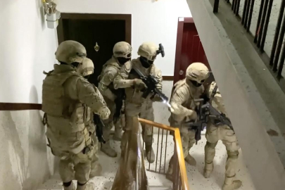 Hatay Jandarma Komutanlığı'nın 'Narkoçelik' operasyonunda 26 zehir taciri yakalandı