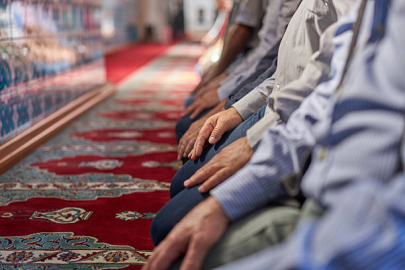 23 Mart Cumartesi Adana namaz vakitleri ne zaman? İmsak (Sahur), Sabah, öğle, ikindi, akşam (iftar), yatsı (Teravih) namazı saat kaçta?