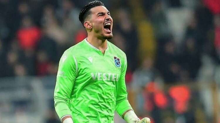 Uğurcan Çakır'dan Trabzonspor'da Büyük Karar: Transfer Piyasasında Yeni Hareket