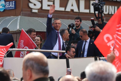 CHP Lideri Özgür Özel: Cumhuriyet'e sahip çıkmak isteyen gençleri sandık başına bekliyoruz