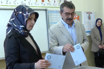 Milli Eğitim Bakanı Yusuf Tekin, Ankara'da oyunu kullandı