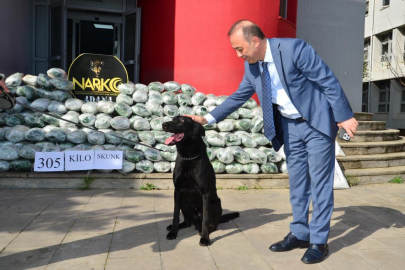 Adana'da durdurulan tırda yasaklı madde ele geçirildi