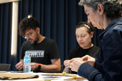 Bursa'da 'Sanatın İyileştirici Gücü' atölyesiyle kanser hastaları baharın renkleriyle umudu inşa ediyor